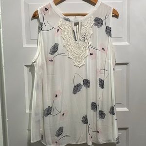 Pale Sky Crochet Key Hole Top